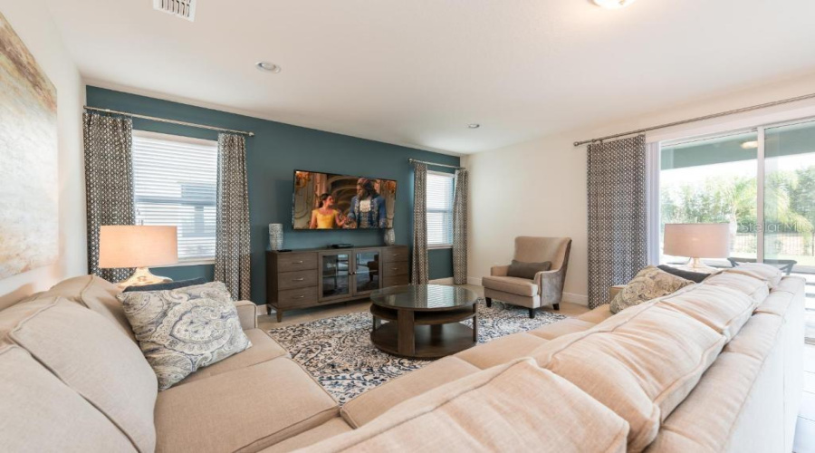 KISSIMMEE, Florida 34747, 5 Bedrooms Bedrooms, ,5 BathroomsBathrooms,Residential,For Sale,MARKER AVE,0,MFRO6380729