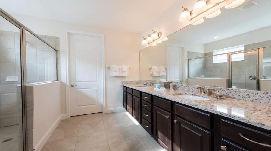 KISSIMMEE, Florida 34747, 5 Bedrooms Bedrooms, ,5 BathroomsBathrooms,Residential,For Sale,MARKER AVE,0,MFRO6380729