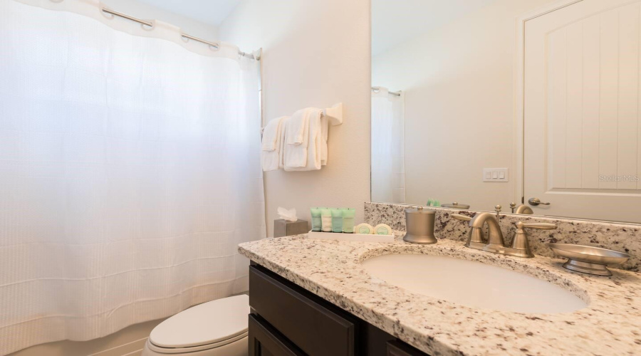 KISSIMMEE, Florida 34747, 5 Bedrooms Bedrooms, ,5 BathroomsBathrooms,Residential,For Sale,MARKER AVE,0,MFRO6380729