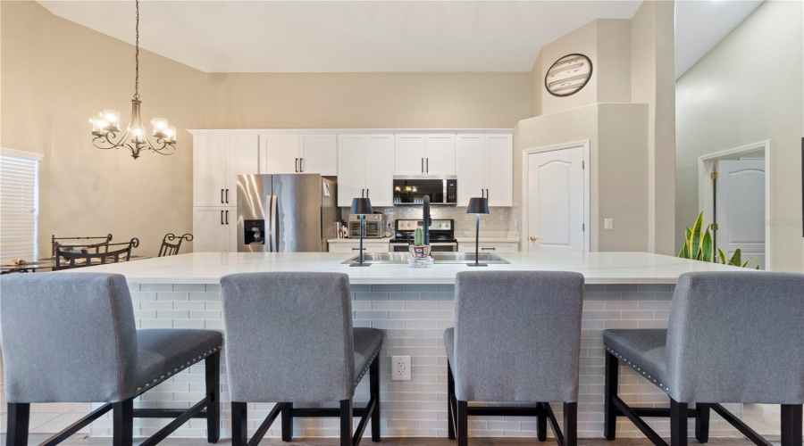 DAVENPORT, Florida 33897, 4 Bedrooms Bedrooms, ,3 BathroomsBathrooms,Residential,For Sale,OLD BRIDGE,0,MFRO6381715