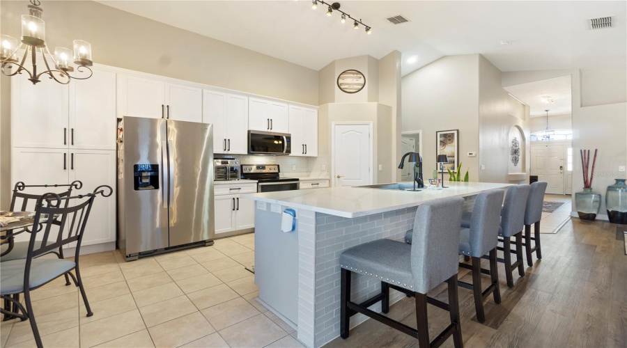 DAVENPORT, Florida 33897, 4 Bedrooms Bedrooms, ,3 BathroomsBathrooms,Residential,For Sale,OLD BRIDGE,0,MFRO6381715