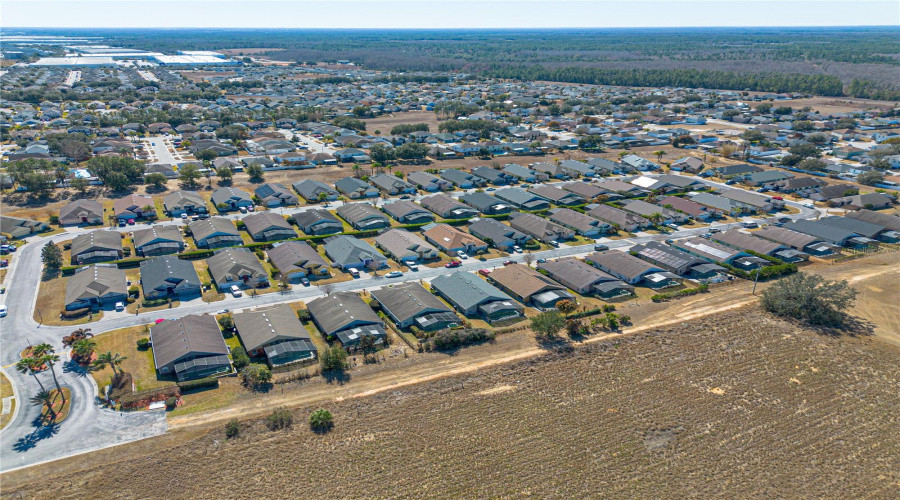 DAVENPORT, Florida 33897, 4 Bedrooms Bedrooms, ,3 BathroomsBathrooms,Residential,For Sale,OLD BRIDGE,0,MFRO6381715