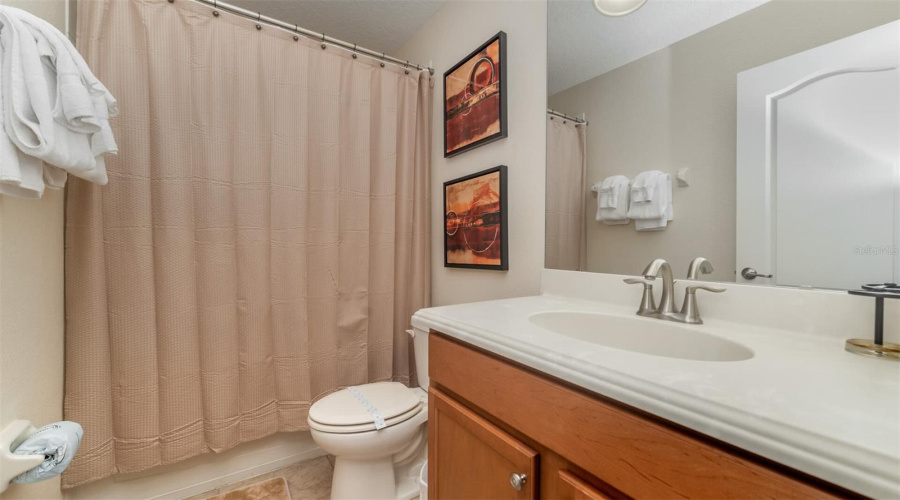 DAVENPORT, Florida 33896, 9 Bedrooms Bedrooms, ,5 BathroomsBathrooms,Residential,For Sale,MOON VALLEY,0,MFRO6381724