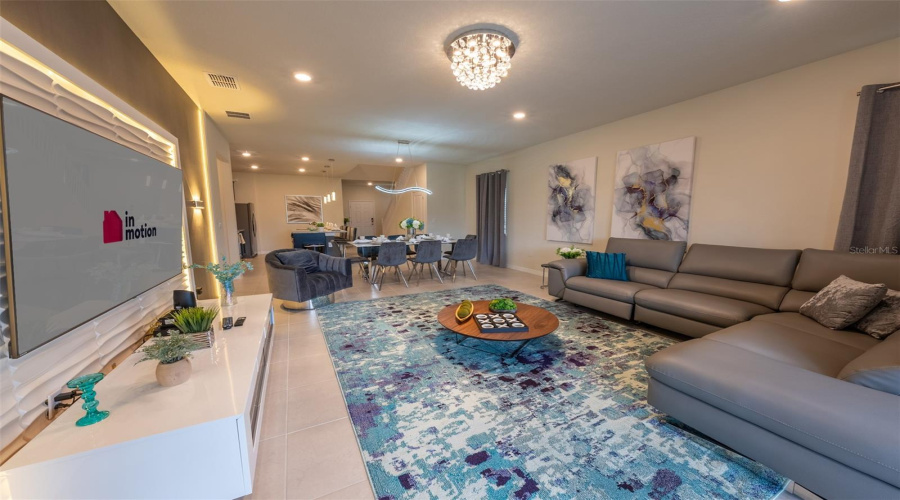 DAVENPORT, Florida 33897, 7 Bedrooms Bedrooms, ,5 BathroomsBathrooms,Residential,For Sale,LANA,0,MFRO6381356