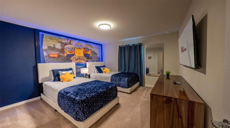 DAVENPORT, Florida 33897, 7 Bedrooms Bedrooms, ,5 BathroomsBathrooms,Residential,For Sale,LANA,0,MFRO6381356