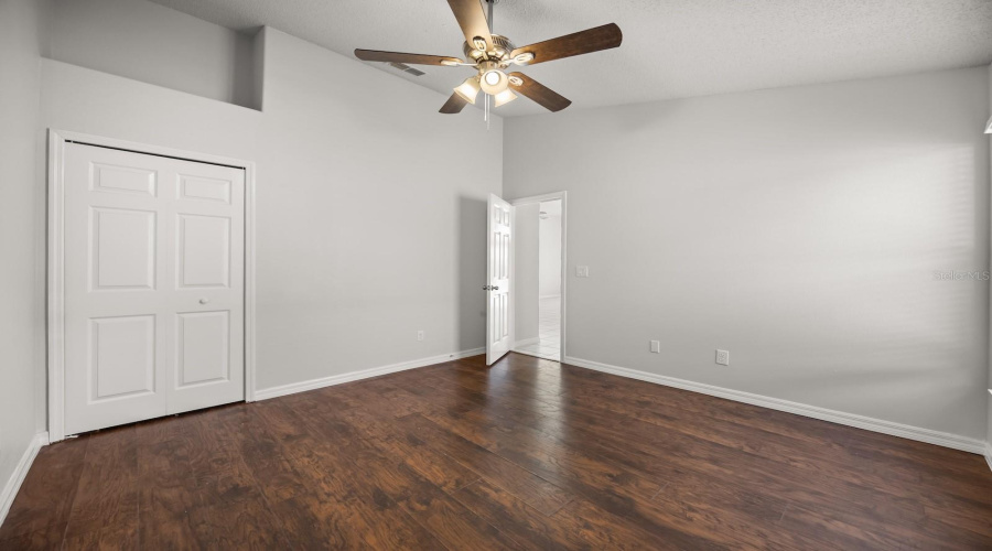 KISSIMMEE, Florida 34747, 5 Bedrooms Bedrooms, ,4 BathroomsBathrooms,Residential,For Sale,AUTUMN CREEK,0,MFRO6365715