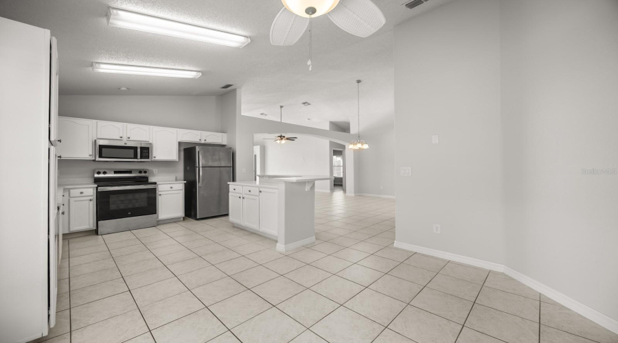 KISSIMMEE, Florida 34747, 5 Bedrooms Bedrooms, ,4 BathroomsBathrooms,Residential,For Sale,AUTUMN CREEK,0,MFRO6365715