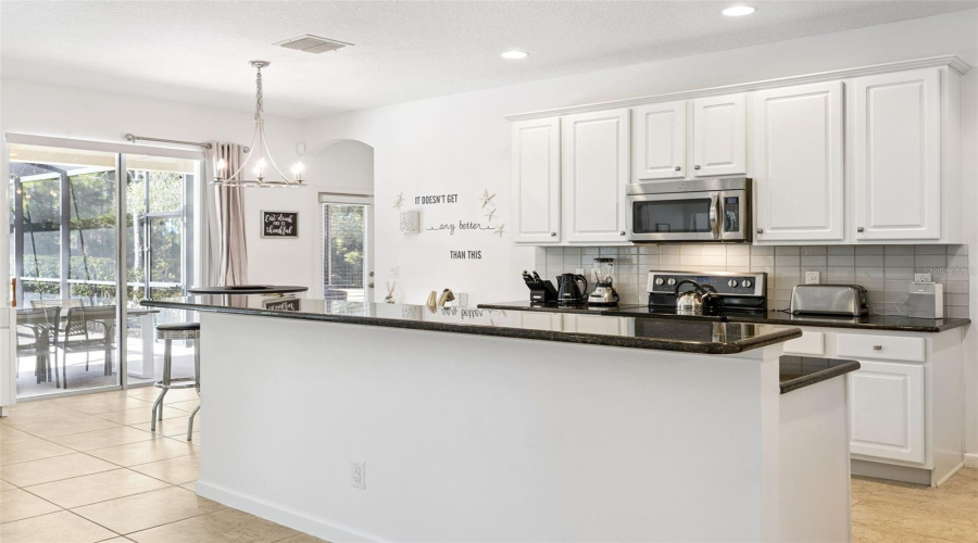 DAVENPORT, Florida 33837, 5 Bedrooms Bedrooms, ,5 BathroomsBathrooms,Residential,For Sale,OAKTREE,0,MFRS5143662