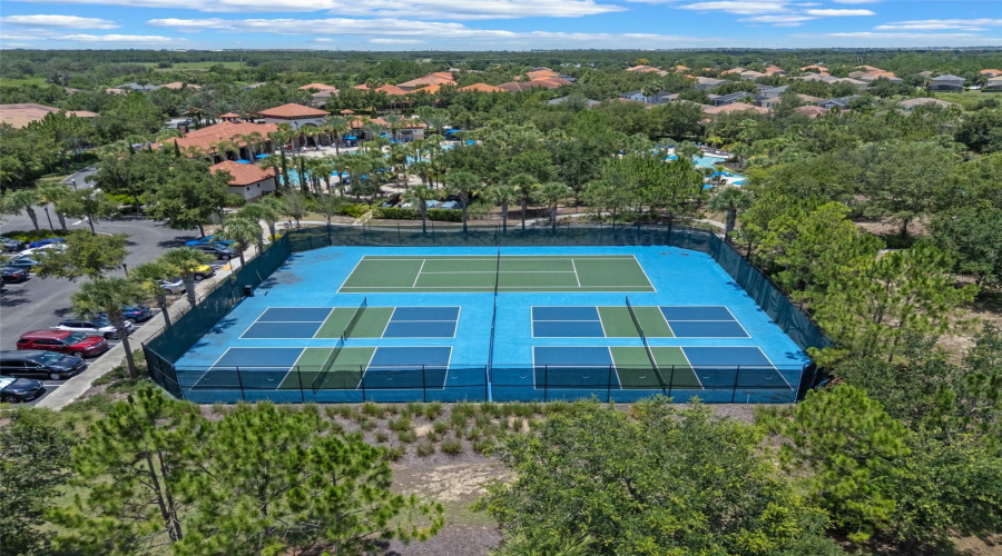 DAVENPORT, Florida 33837, 5 Bedrooms Bedrooms, ,5 BathroomsBathrooms,Residential,For Sale,OAKTREE,0,MFRS5143662