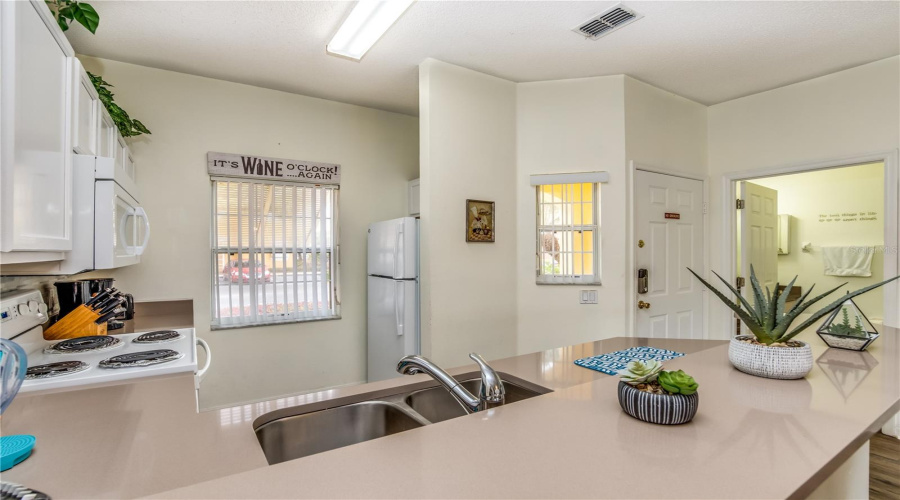 KISSIMMEE, Florida 34746, 3 Bedrooms Bedrooms, ,2 BathroomsBathrooms,Residential,For Sale,PARK TERRACE,0,MFRO6323024