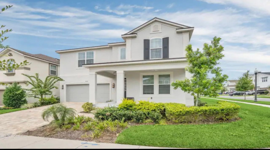 KISSIMMEE, Florida 34747, 6 Bedrooms Bedrooms, ,5 BathroomsBathrooms,Residential,For Sale,SAWYER PALM,0,MFRO6381814