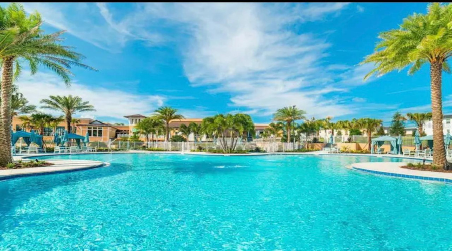 KISSIMMEE, Florida 34747, 6 Bedrooms Bedrooms, ,5 BathroomsBathrooms,Residential,For Sale,SAWYER PALM,0,MFRO6381814