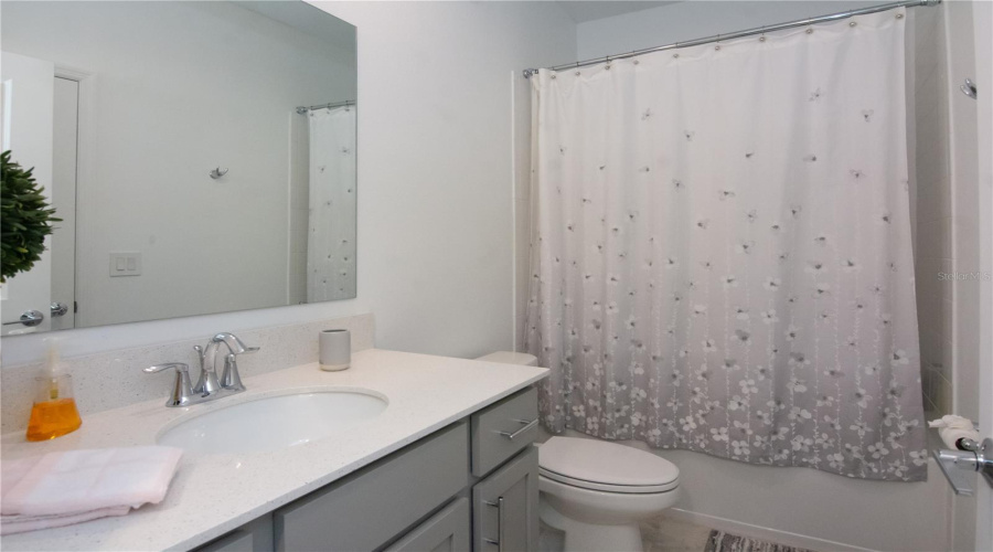 KISSIMMEE, Florida 34746, 5 Bedrooms Bedrooms, ,4 BathroomsBathrooms,Residential,For Sale,MYRTLE PINE,0,MFRO6287353