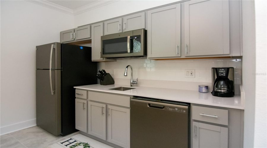 KISSIMMEE, Florida 34746, 5 Bedrooms Bedrooms, ,4 BathroomsBathrooms,Residential,For Sale,MYRTLE PINE,0,MFRO6287353