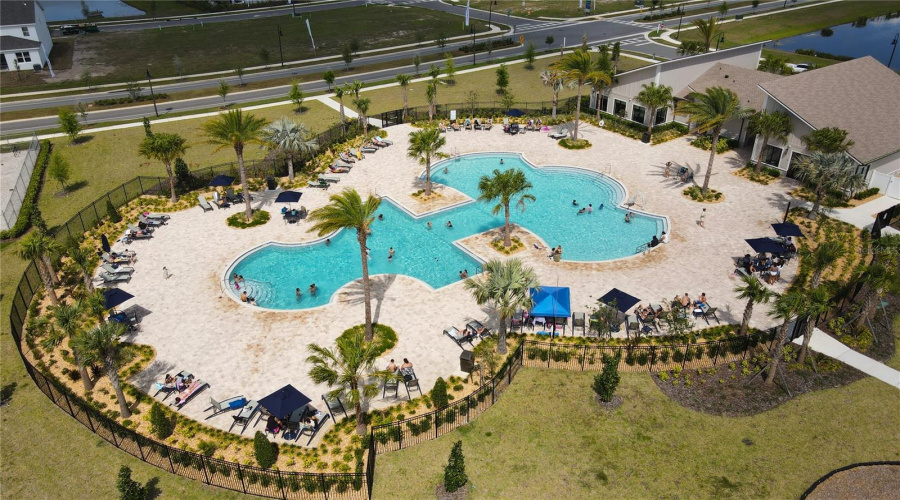 KISSIMMEE, Florida 34746, 5 Bedrooms Bedrooms, ,4 BathroomsBathrooms,Residential,For Sale,MYRTLE PINE,0,MFRO6287353