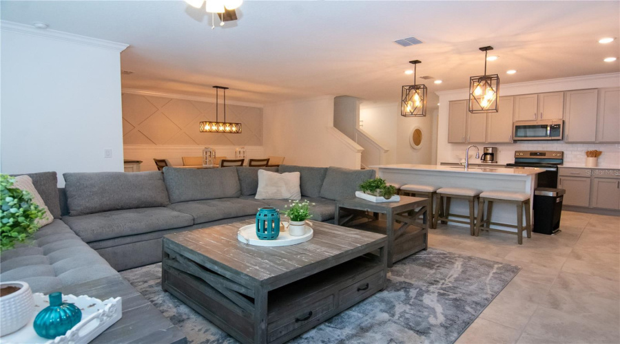 KISSIMMEE, Florida 34746, 5 Bedrooms Bedrooms, ,4 BathroomsBathrooms,Residential,For Sale,MYRTLE PINE,0,MFRO6287353