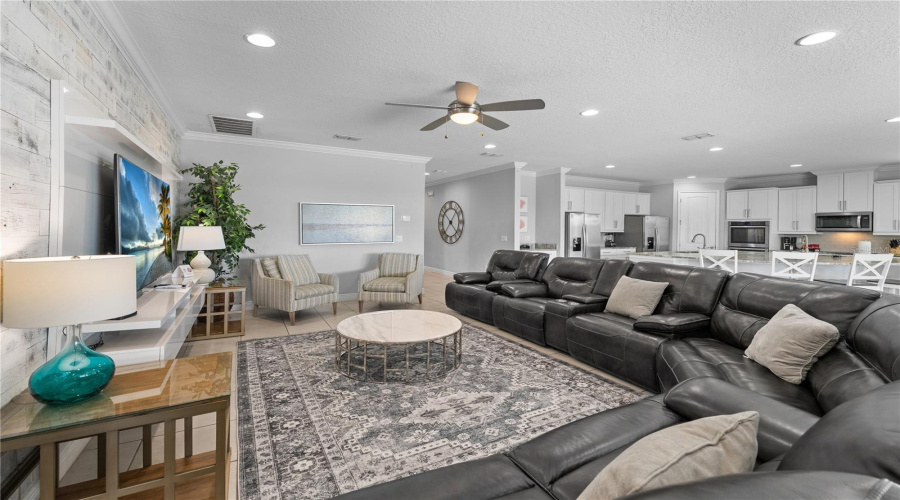 KISSIMMEE, Florida 34747, 12 Bedrooms Bedrooms, ,12 BathroomsBathrooms,Residential,For Sale,FAIRFAX,0,MFRO6379752