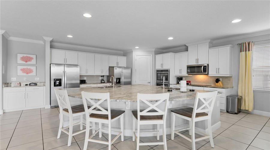 KISSIMMEE, Florida 34747, 12 Bedrooms Bedrooms, ,12 BathroomsBathrooms,Residential,For Sale,FAIRFAX,0,MFRO6379752