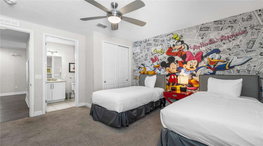 KISSIMMEE, Florida 34747, 12 Bedrooms Bedrooms, ,12 BathroomsBathrooms,Residential,For Sale,FAIRFAX,0,MFRO6379752