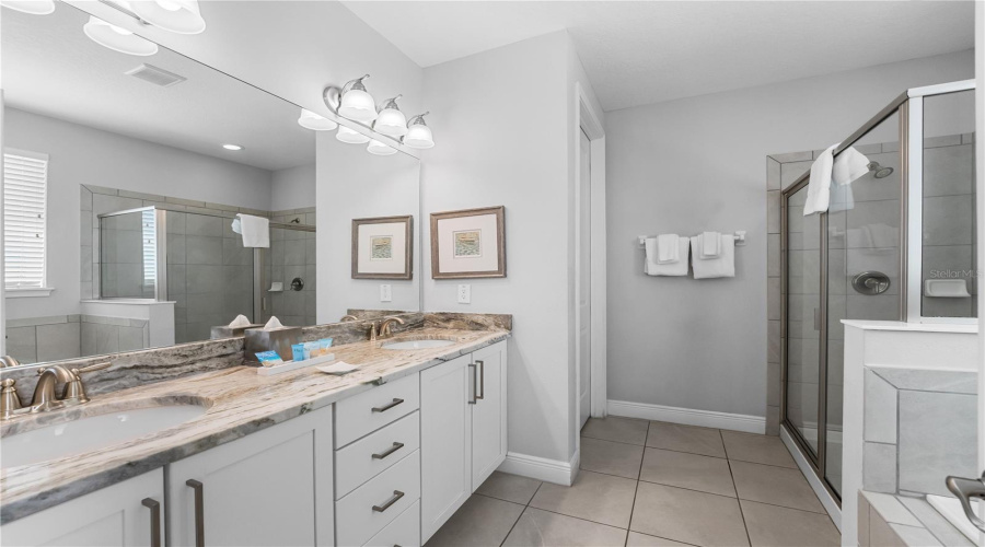 KISSIMMEE, Florida 34747, 12 Bedrooms Bedrooms, ,12 BathroomsBathrooms,Residential,For Sale,FAIRFAX,0,MFRO6379752