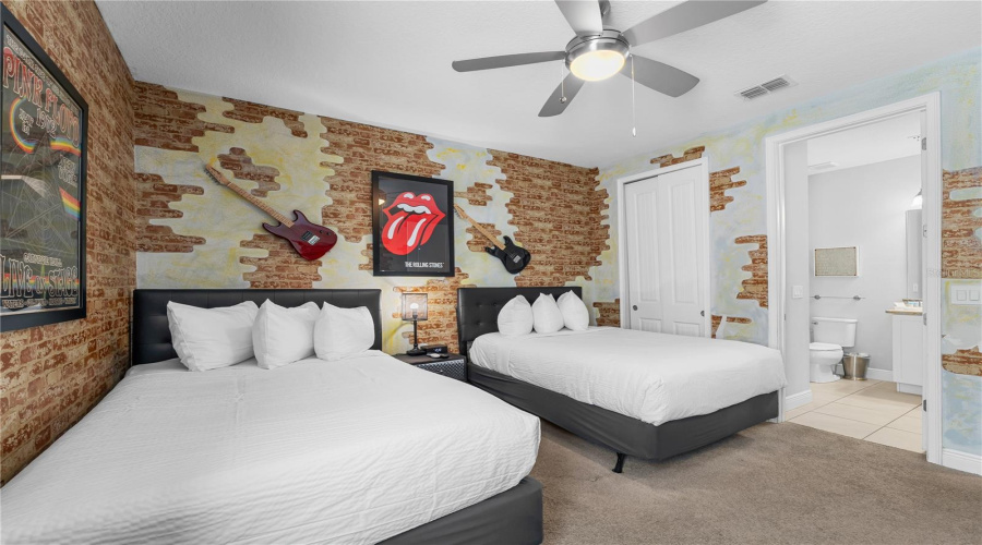 KISSIMMEE, Florida 34747, 12 Bedrooms Bedrooms, ,12 BathroomsBathrooms,Residential,For Sale,FAIRFAX,0,MFRO6379752