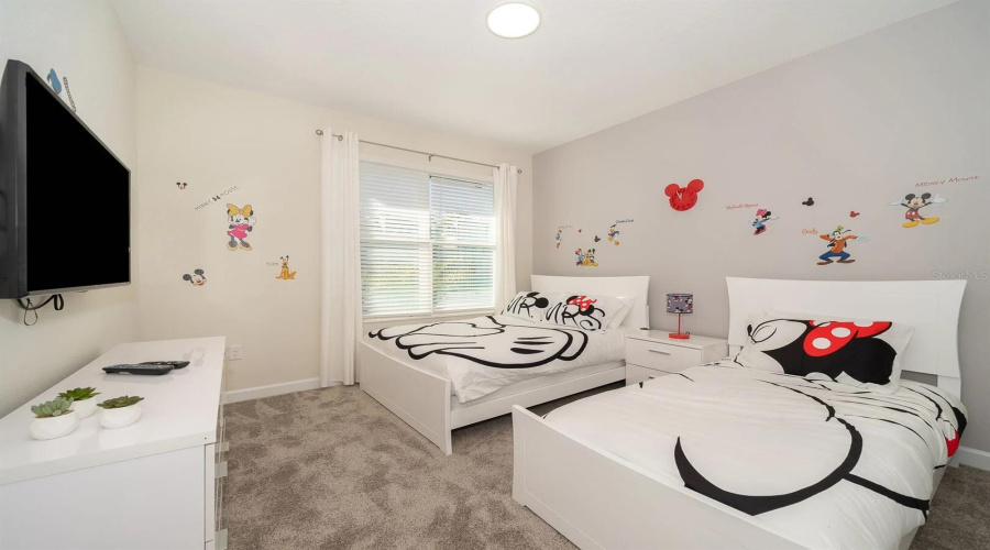 KISSIMMEE, Florida 34746, 5 Bedrooms Bedrooms, ,5 BathroomsBathrooms,Residential,For Sale,BOOKMARK,0,MFRO6379882