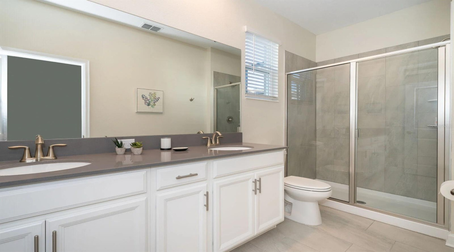 KISSIMMEE, Florida 34746, 5 Bedrooms Bedrooms, ,5 BathroomsBathrooms,Residential,For Sale,BOOKMARK,0,MFRO6379882