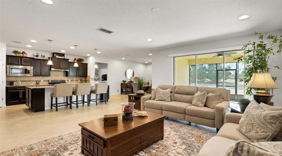 DAVENPORT, Florida 33837, 3 Bedrooms Bedrooms, ,2 BathroomsBathrooms,Residential,For Sale,ALICANTE,0,MFRS5143506