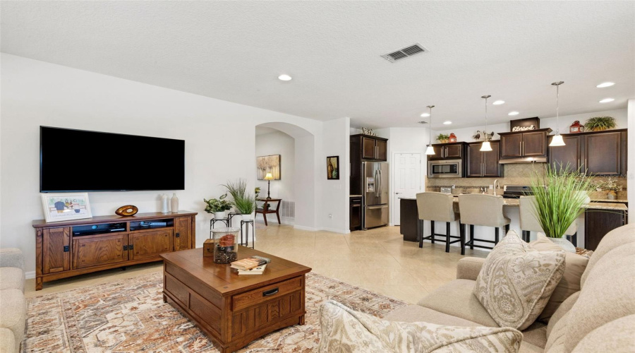 DAVENPORT, Florida 33837, 3 Bedrooms Bedrooms, ,2 BathroomsBathrooms,Residential,For Sale,ALICANTE,0,MFRS5143506