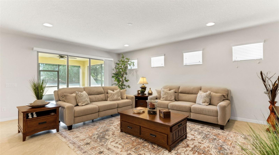 DAVENPORT, Florida 33837, 3 Bedrooms Bedrooms, ,2 BathroomsBathrooms,Residential,For Sale,ALICANTE,0,MFRS5143506