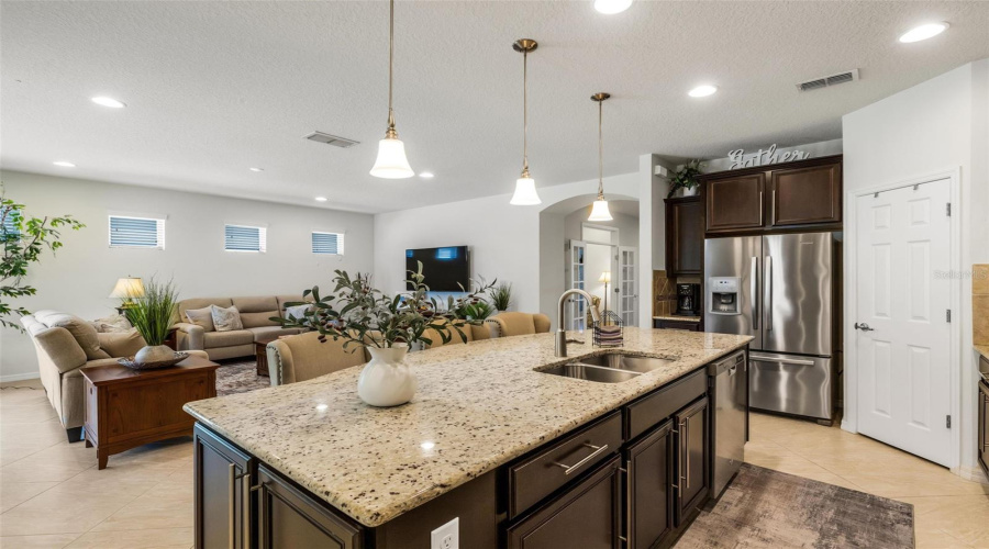 DAVENPORT, Florida 33837, 3 Bedrooms Bedrooms, ,2 BathroomsBathrooms,Residential,For Sale,ALICANTE,0,MFRS5143506