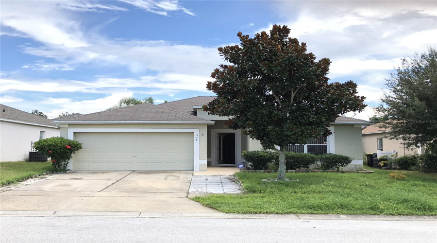 DAVENPORT, Florida 33897, 4 Bedrooms Bedrooms, ,2 BathroomsBathrooms,Residential,For Sale,CARDIFF,0,MFRS5137291
