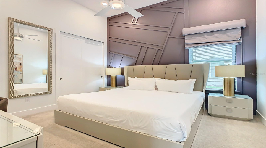 DAVENPORT, Florida 33837, 6 Bedrooms Bedrooms, ,6 BathroomsBathrooms,Residential,For Sale,PINE OAK,0,MFRO6380856