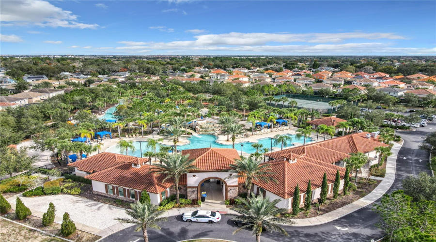 DAVENPORT, Florida 33837, 6 Bedrooms Bedrooms, ,6 BathroomsBathrooms,Residential,For Sale,PINE OAK,0,MFRO6380856