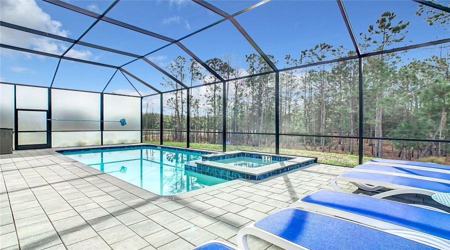 DAVENPORT, Florida 33837, 6 Bedrooms Bedrooms, ,6 BathroomsBathrooms,Residential,For Sale,PINE OAK,0,MFRO6380856