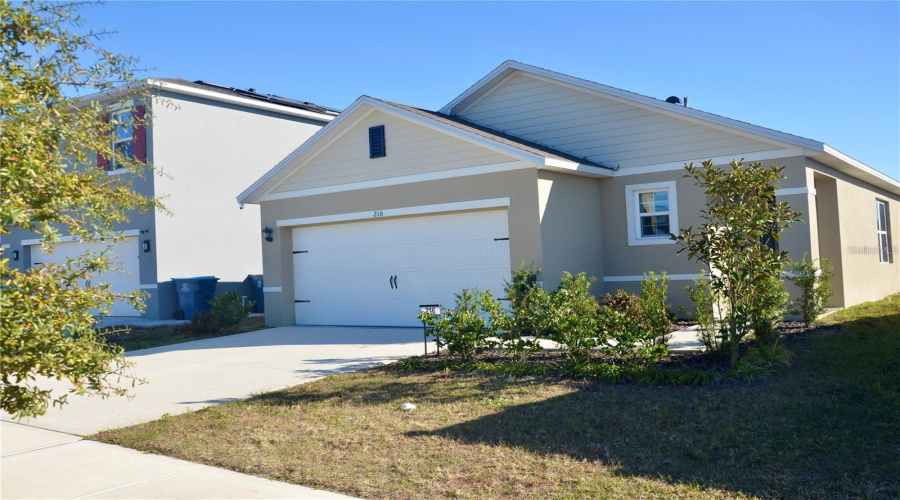 DAVENPORT, Florida 33837, 3 Bedrooms Bedrooms, ,2 BathroomsBathrooms,Residential,For Sale,EAGLEVIEW,0,MFRS5143737