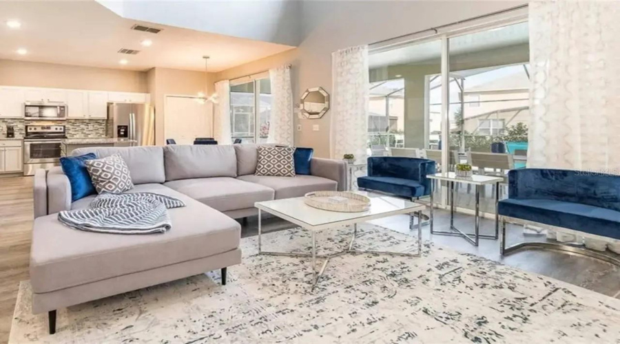 KISSIMMEE, Florida 34747, 6 Bedrooms Bedrooms, ,5 BathroomsBathrooms,Residential,For Sale,SUNRISE KEY,0,MFRS5143695