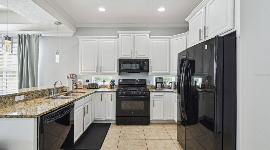 KISSIMMEE, Florida 34747, 5 Bedrooms Bedrooms, ,4 BathroomsBathrooms,Residential,For Sale,EXCITEMENT,0,MFRTB8475049