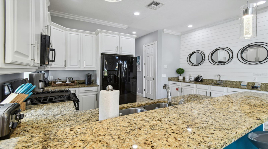 KISSIMMEE, Florida 34747, 5 Bedrooms Bedrooms, ,4 BathroomsBathrooms,Residential,For Sale,EXCITEMENT,0,MFRTB8475049