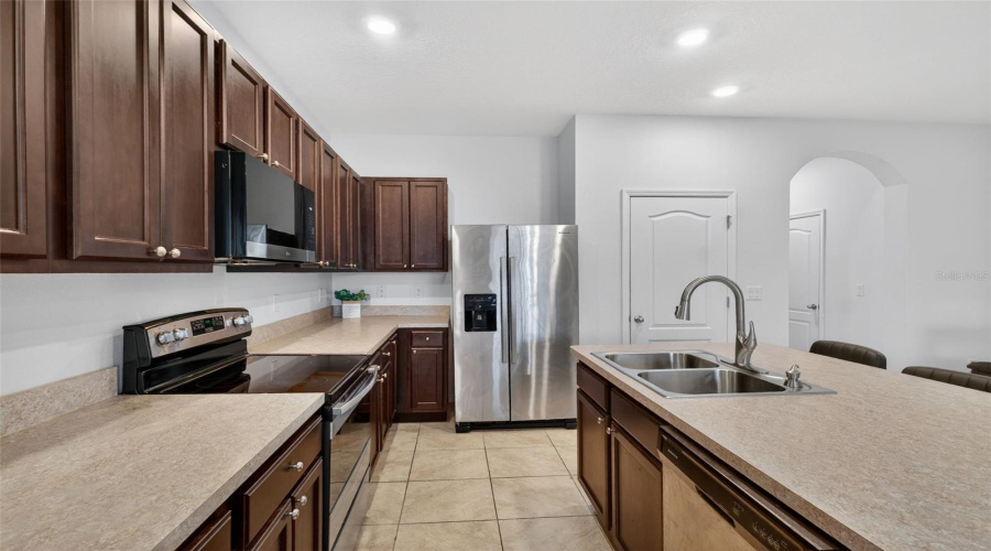 DAVENPORT, Florida 33837, 3 Bedrooms Bedrooms, ,2 BathroomsBathrooms,Residential,For Sale,FELTRIM RESERVE,0,MFRO6381943