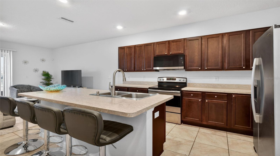 DAVENPORT, Florida 33837, 3 Bedrooms Bedrooms, ,2 BathroomsBathrooms,Residential,For Sale,FELTRIM RESERVE,0,MFRO6381943