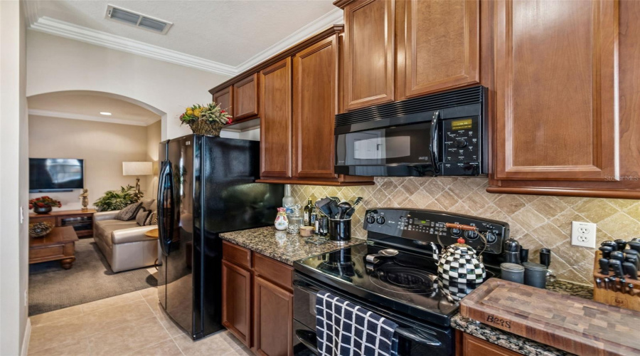 ORLANDO, Florida 32836, 3 Bedrooms Bedrooms, ,2 BathroomsBathrooms,Residential,For Sale,FALLSGROVE,0,MFRTB8459800