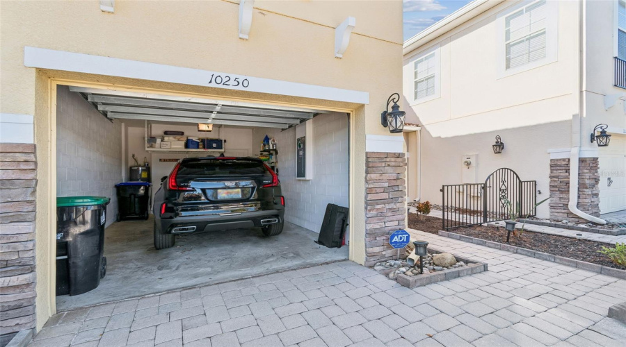 ORLANDO, Florida 32836, 3 Bedrooms Bedrooms, ,2 BathroomsBathrooms,Residential,For Sale,FALLSGROVE,0,MFRTB8459800