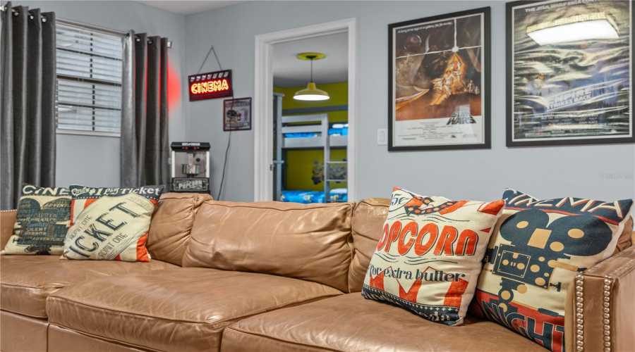 DAVENPORT, Florida 33896, 9 Bedrooms Bedrooms, ,5 BathroomsBathrooms,Residential,For Sale,BIRDIE,0,MFRS5130389