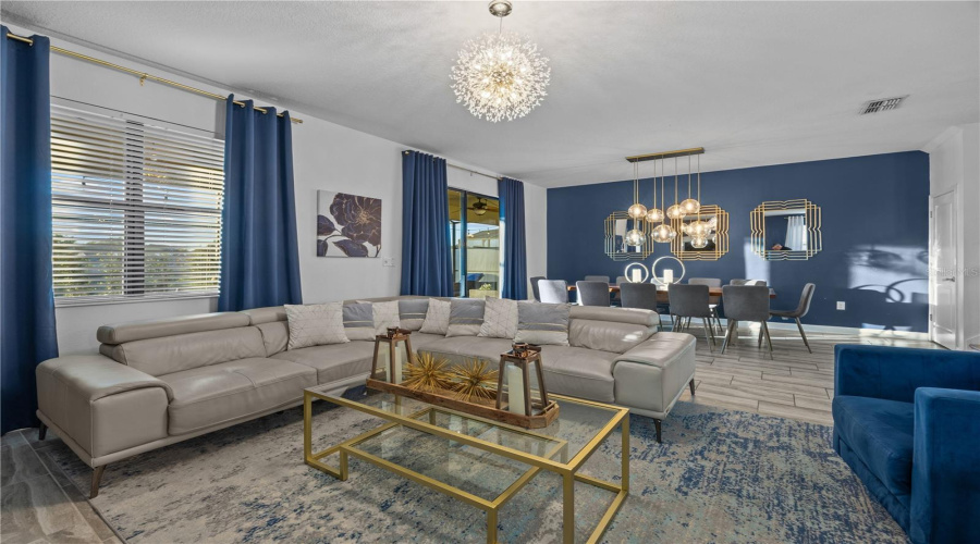 DAVENPORT, Florida 33896, 9 Bedrooms Bedrooms, ,5 BathroomsBathrooms,Residential,For Sale,BIRDIE,0,MFRS5130389