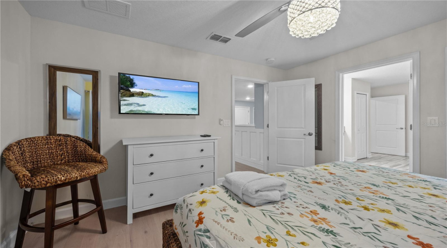 DAVENPORT, Florida 33896, 9 Bedrooms Bedrooms, ,5 BathroomsBathrooms,Residential,For Sale,BIRDIE,0,MFRS5130389