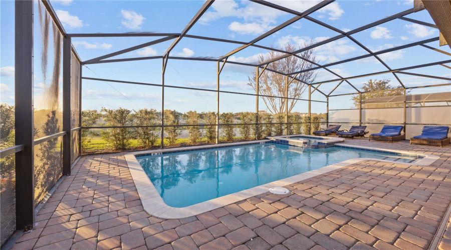 DAVENPORT, Florida 33896, 9 Bedrooms Bedrooms, ,5 BathroomsBathrooms,Residential,For Sale,BIRDIE,0,MFRS5130389