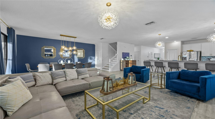 DAVENPORT, Florida 33896, 9 Bedrooms Bedrooms, ,5 BathroomsBathrooms,Residential,For Sale,BIRDIE,0,MFRS5130389