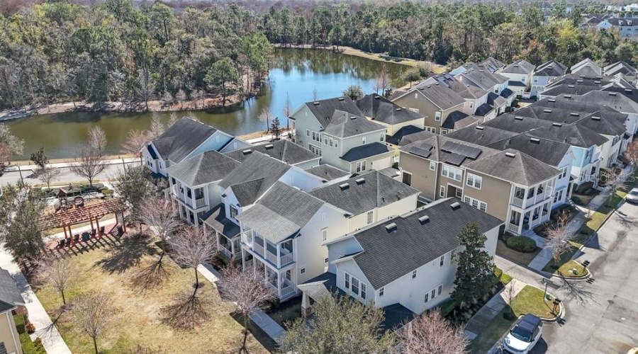 KISSIMMEE, Florida 34747, 3 Bedrooms Bedrooms, ,2 BathroomsBathrooms,Residential,For Sale,RESOLUTE,0,MFRO6352654