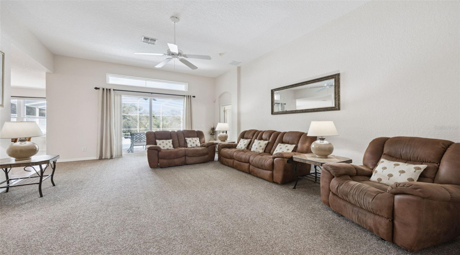 DAVENPORT, Florida 33897, 4 Bedrooms Bedrooms, ,3 BathroomsBathrooms,Residential,For Sale,NORTHAMPTON,0,MFRS5143716